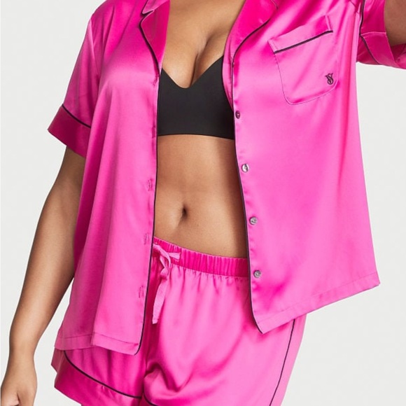 Brand New VS Satin Fuchsia Frenzy Short PJ (XL) & Bombshell Candle 10.2oz SET - Picture 5 of 11